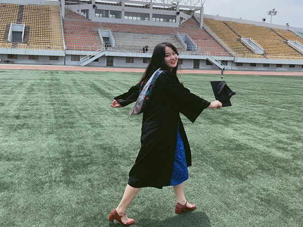 6e30f849cffd4d8db24c6c0dfbed022e.jpg 林晨一_副本.jpg