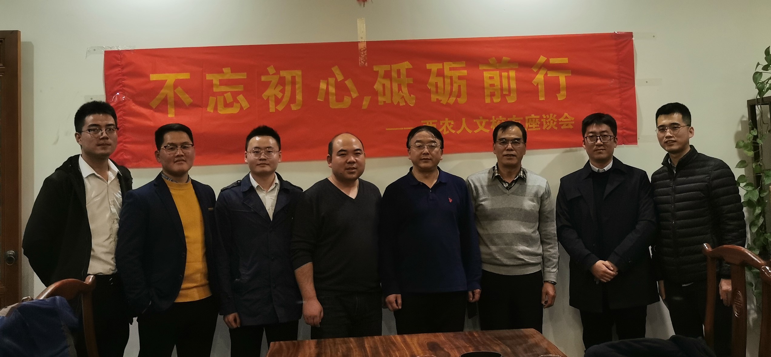 c44647849855405d98822e64f7b15fc6.jpg c44647849855405d98822e64f7b15fc6.jpg