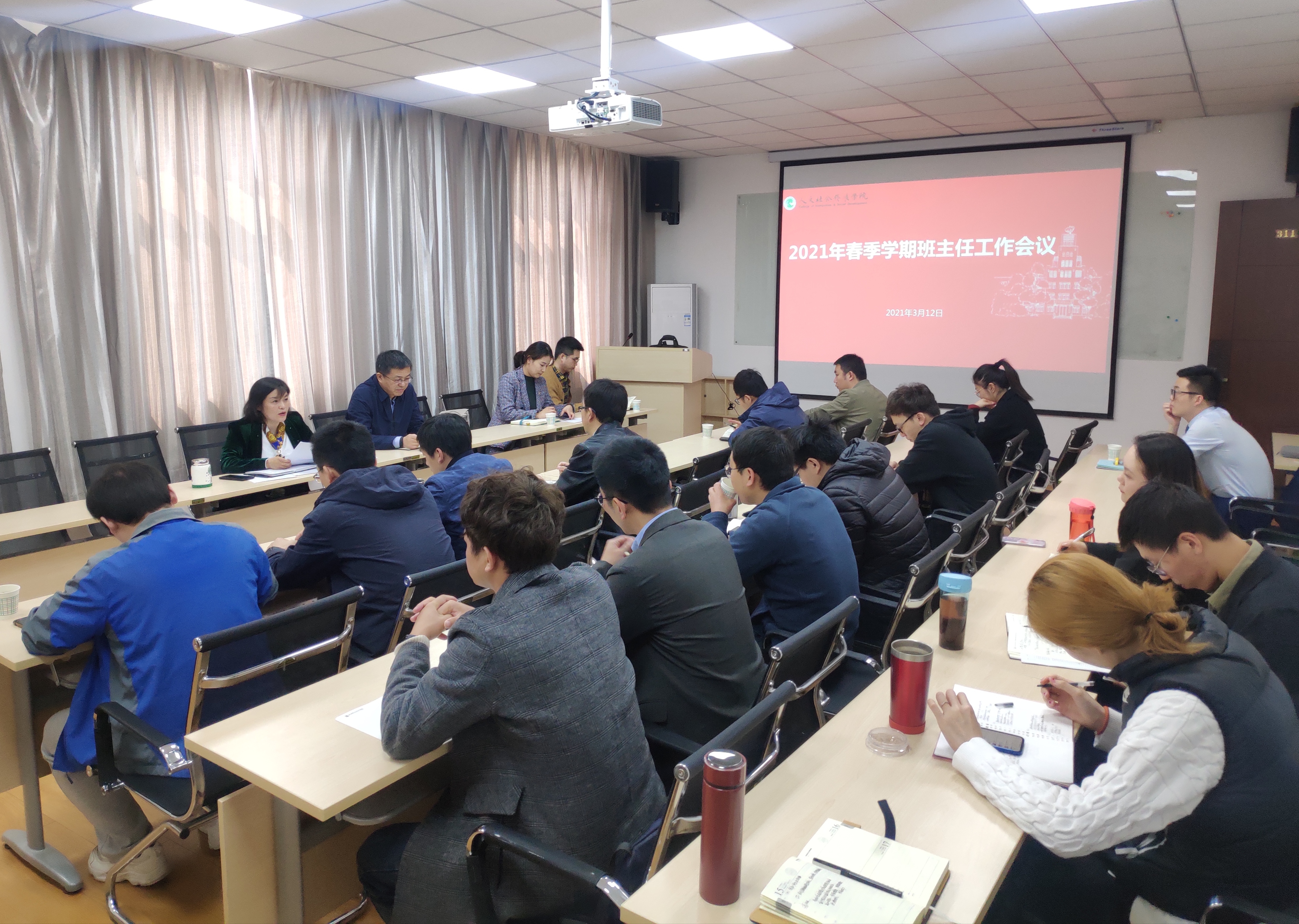 b099683d9cac483aae9356b7ff2316a2.jpg b099683d9cac483aae9356b7ff2316a2.jpg