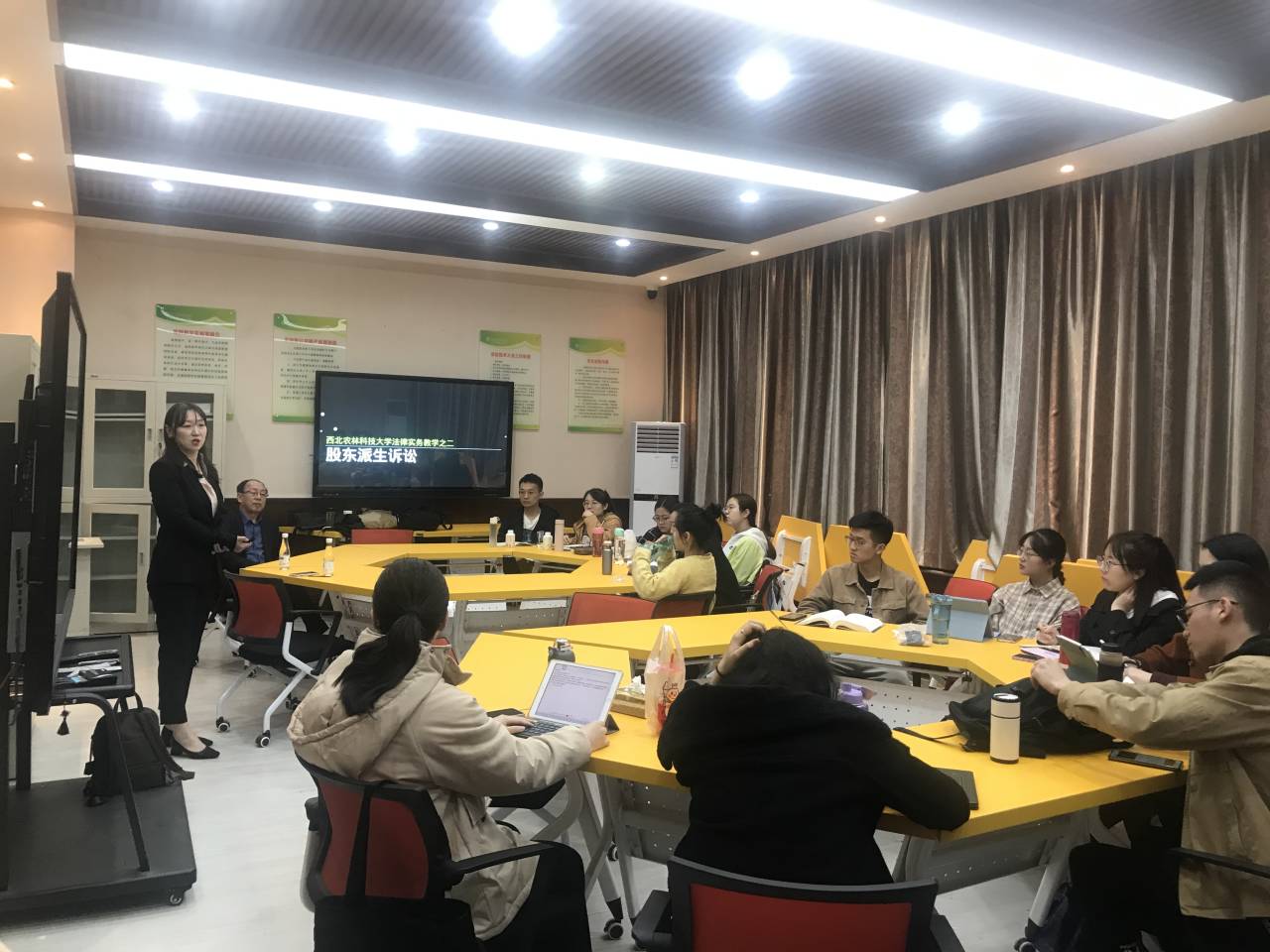 d090e961fec644839187351b44fbd4f7.jpg d090e961fec644839187351b44fbd4f7.jpg