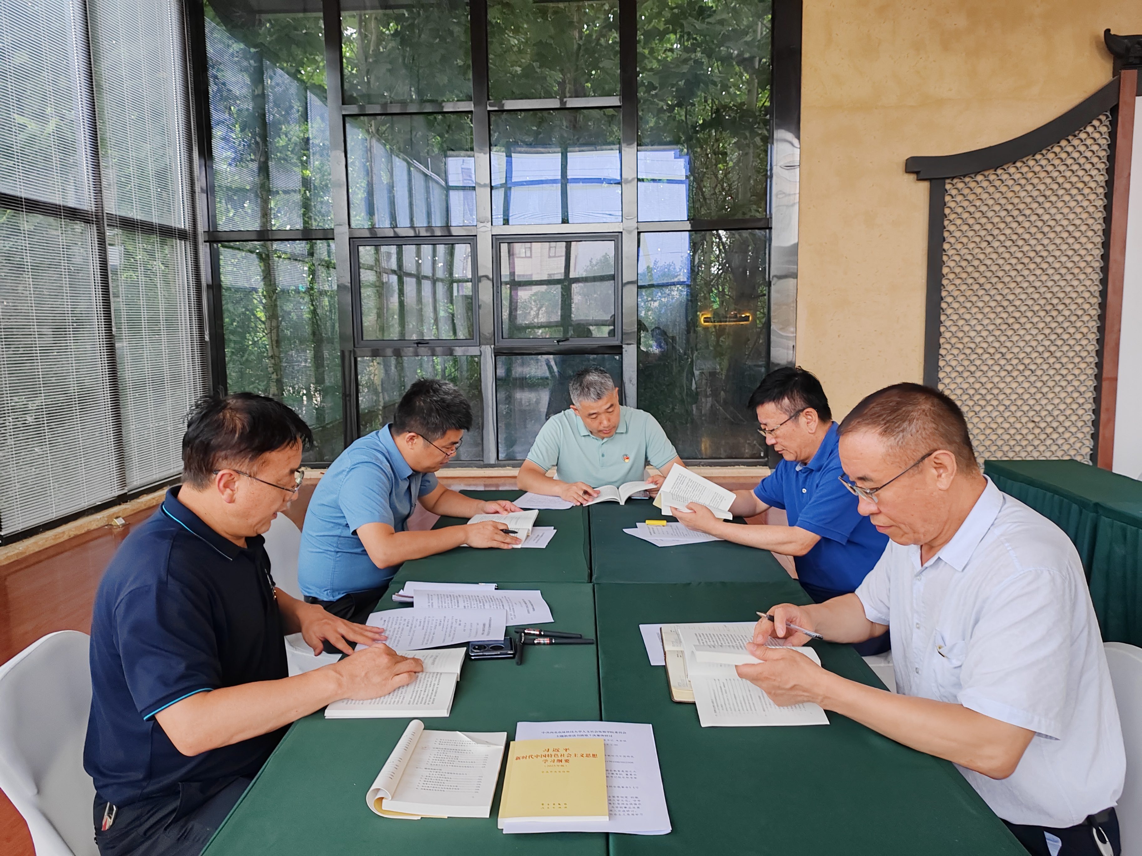 9431e6c9900645b2aaf23440788c407f.jpg 9431e6c9900645b2aaf23440788c407f.jpg