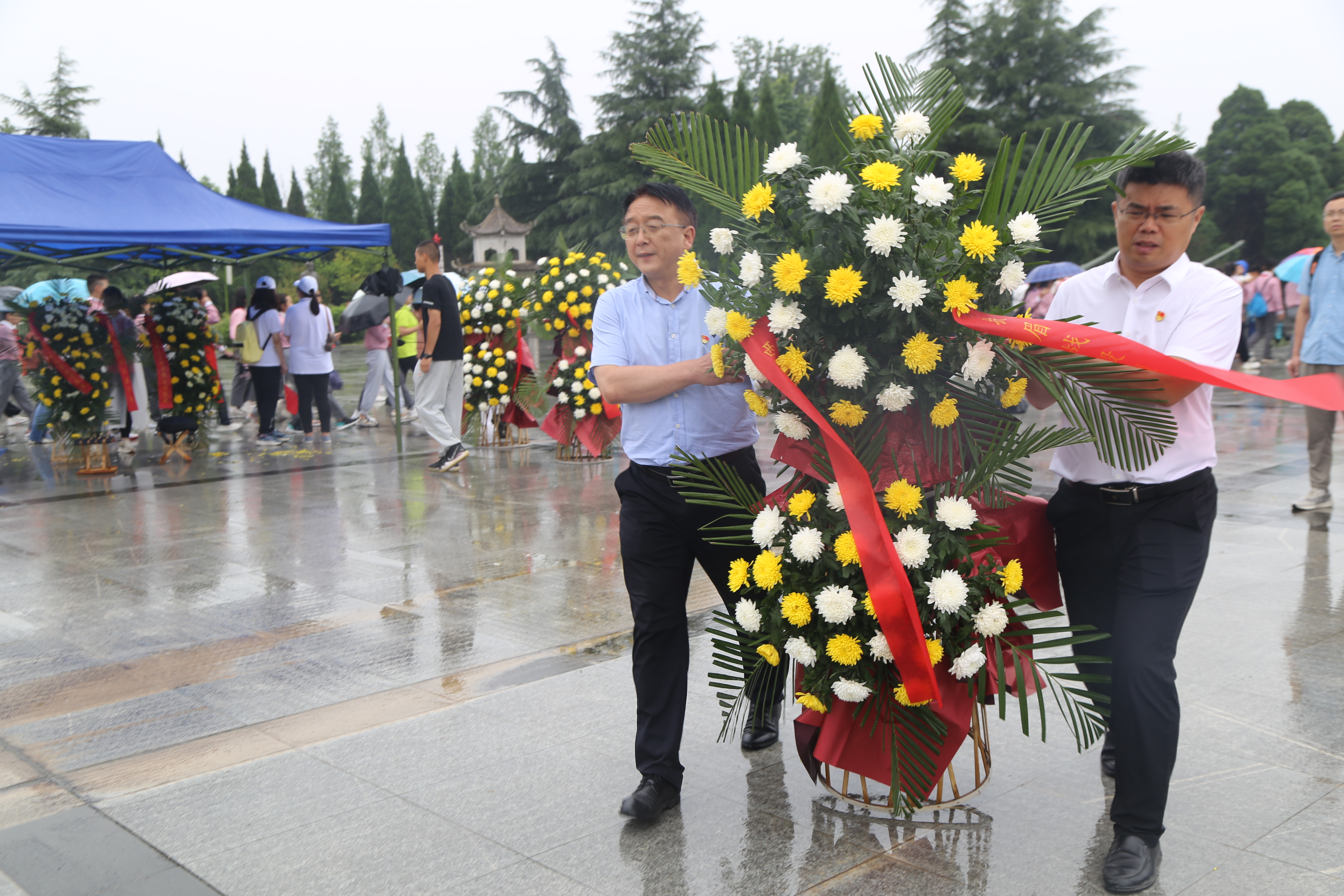 c6cca9288c2144a395a637f996bc0e38.jpg c6cca9288c2144a395a637f996bc0e38.jpg