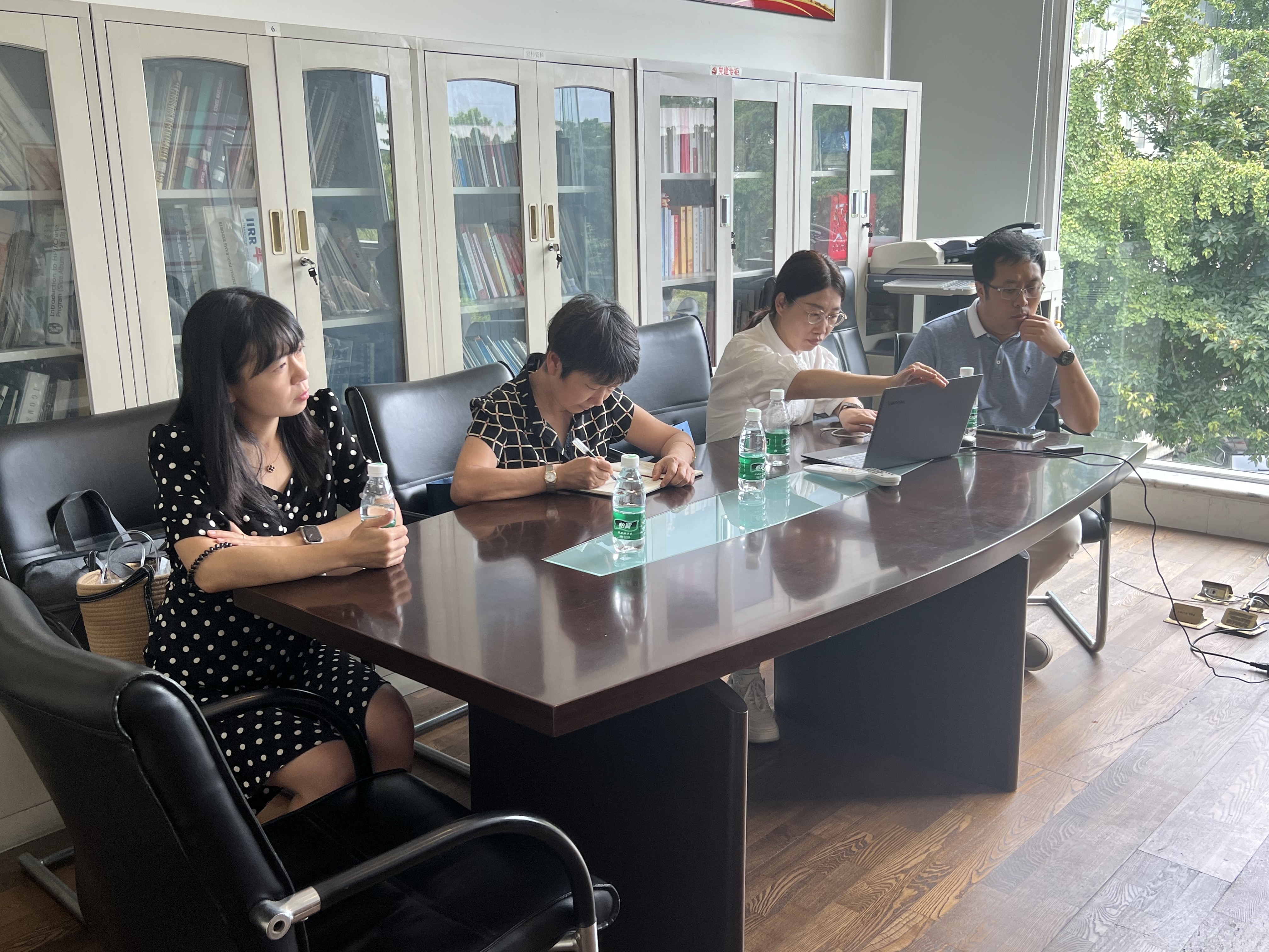 2230f7110cee48baa1da1ab34a4e40f1.jpg 2230f7110cee48baa1da1ab34a4e40f1.jpg